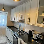 Casa Mirra